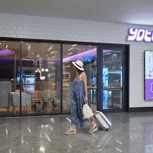 Yotelair Airport, Duty Free - International Transit Area Стамбул