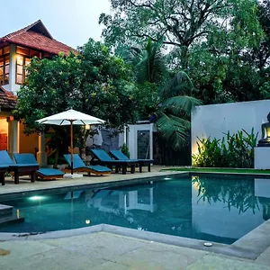 Flamingo Boutique & Ayurvedic India